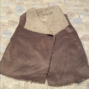 NWT Dylan byTrue Grit Sherpa Lined Faux Suede Vest